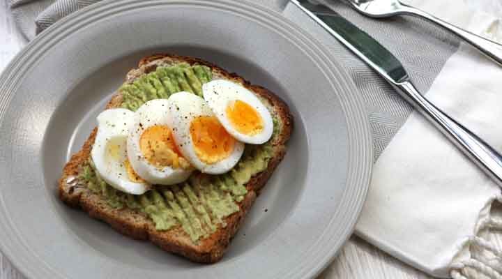 Boiled Egg On Toast Hard Boiled Egg Toast Boil A Saucepan Of Water Suwieramtow 0392