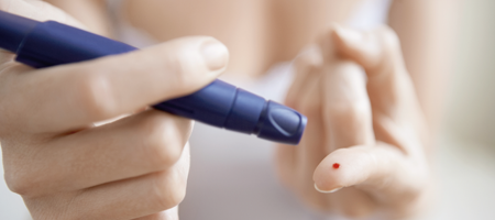 Type 2 diabetes_finger prick