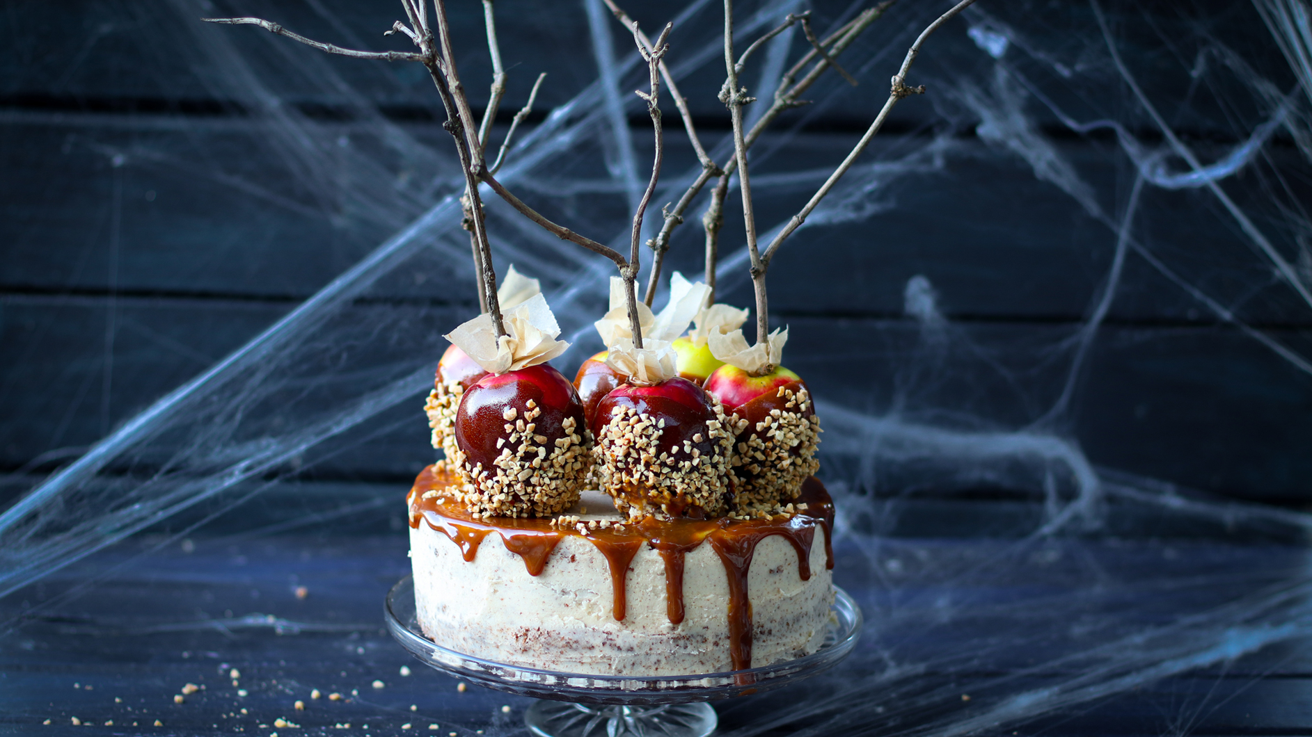 Toffee-apple layer cake recipe