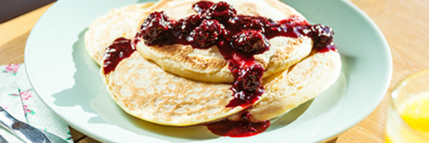 Pancakes Berry Compote 450x220px