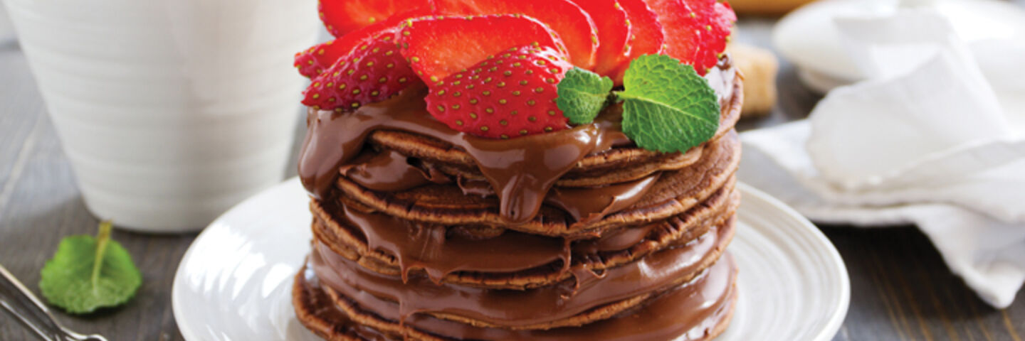 Chocolate strawberry pancakes website