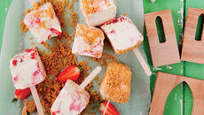 Strawberry cheesecake pops recipe