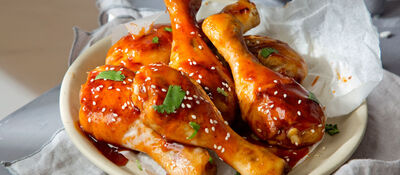 Finger-lickin’ Chicken Drumsticks with Mango and Lime Dip