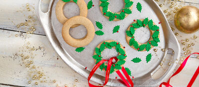 Sharon wreath cookies website 1 