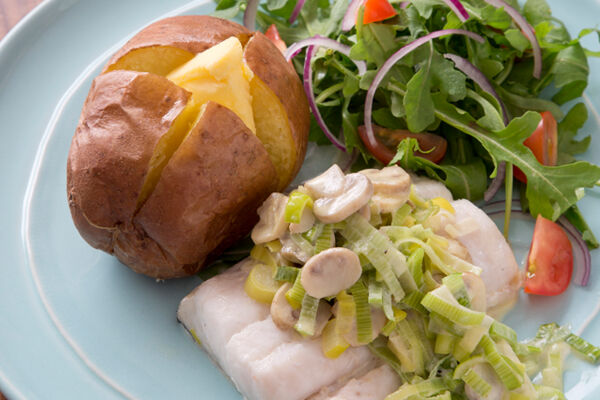 Baked hake button mushrooms creamed leeks recipe