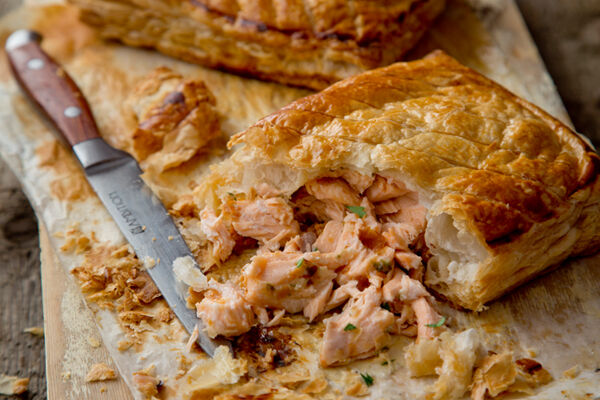 Baked salmon puff pastry recipe