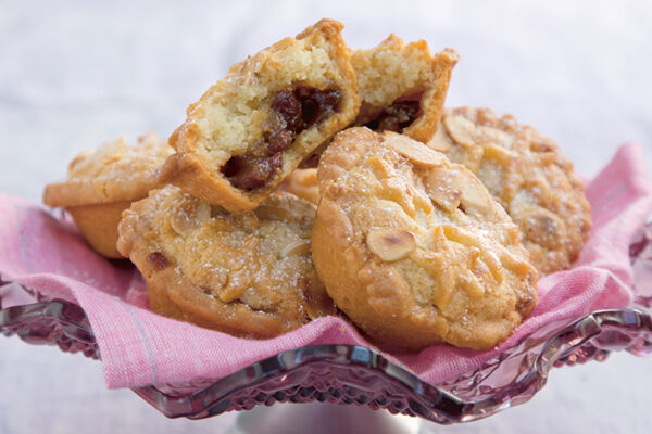 Ultimate frangiane mince pies recipe2