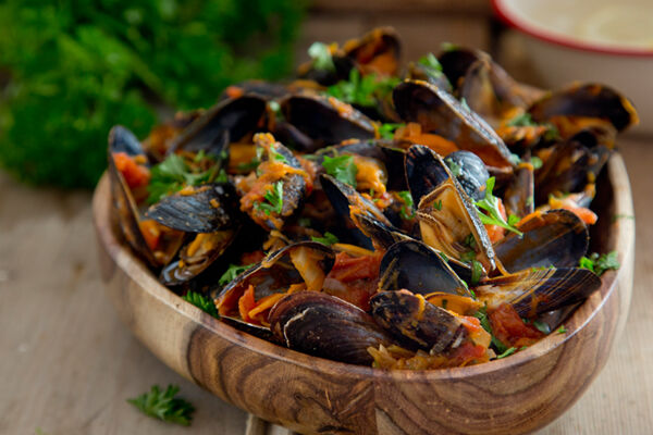 Spicy mussels hot pot recipe