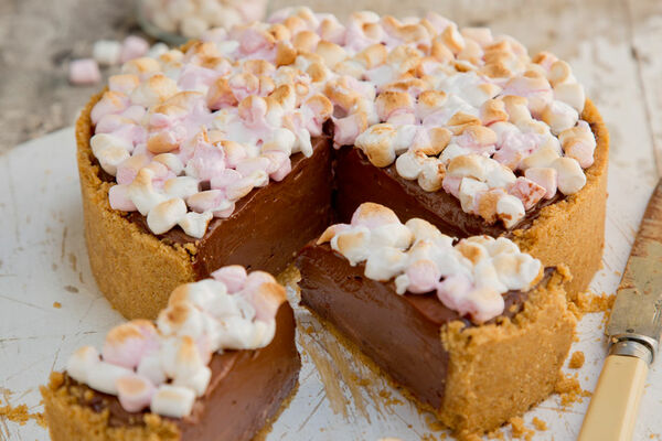 No-Bake S’mores Deep Pan Pie