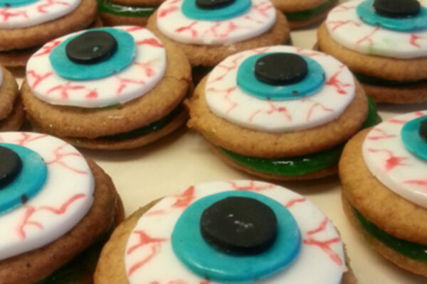 Slimey Eyeball Cookies