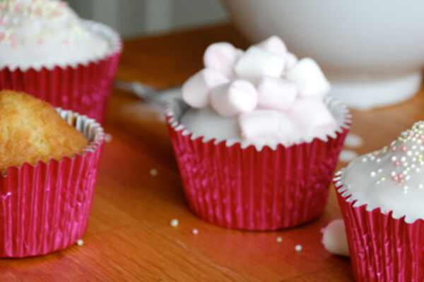 Classic Vanilla Fairy Cakes