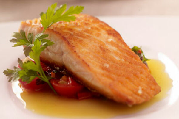 Pan Seared Salmon With Garden Tomato & Chilli Salsa