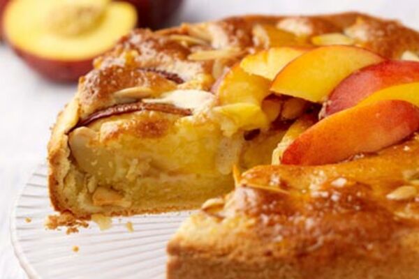Peach Bakewell Tarte