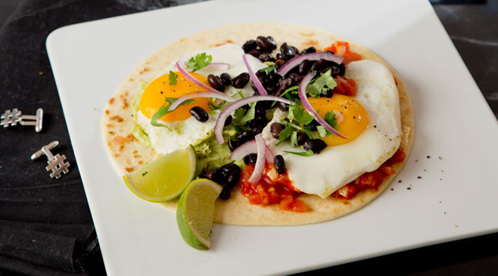 Huevos divorciados recipe