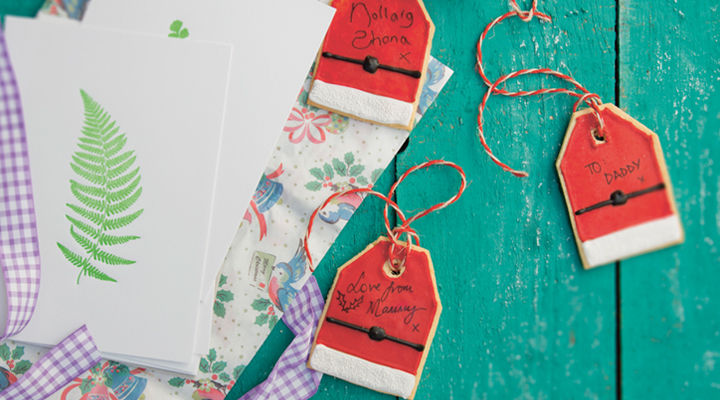 Message tag cookies for santa recipe