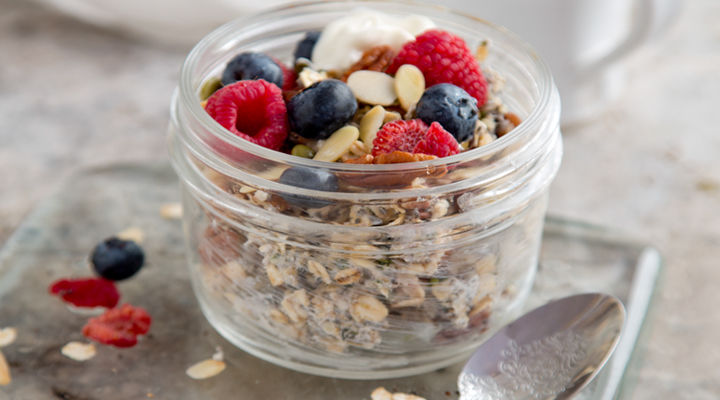 Nut and Berry Snack Pot - SuperValu