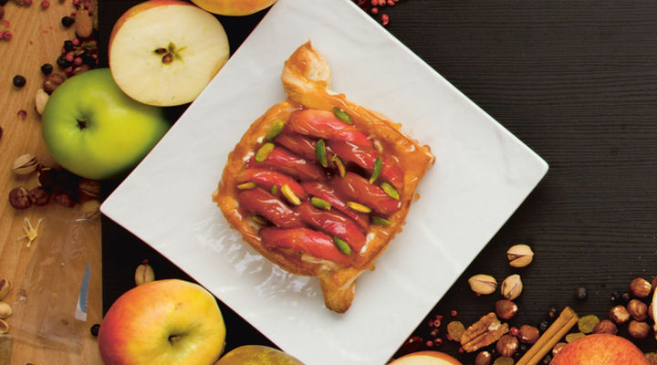 Puff pastry apple tartlets recipe