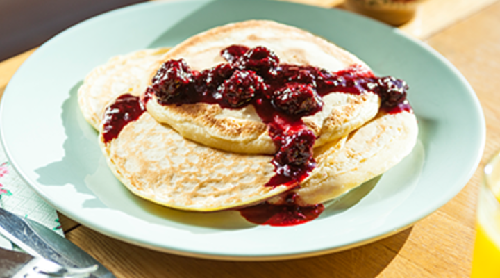 Pancakes Berry Compote 450x220px
