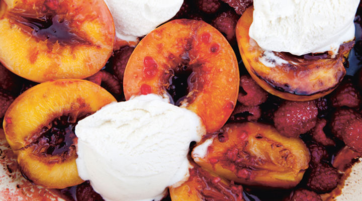 Kein BBQ Nectarines raspberries