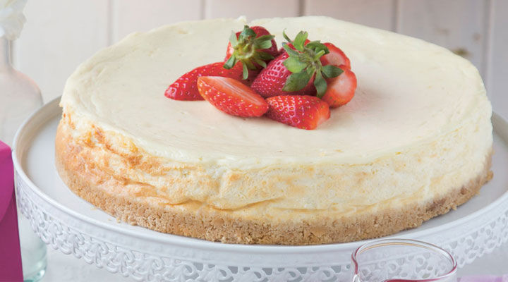 Baked Vanilla Cheesecake
