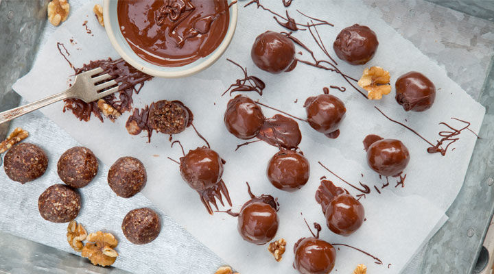 Chocolate caramel bites