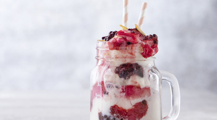 Rhubarb sundae recipe