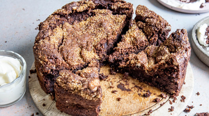 Chocolate meringue mousse cake recipe