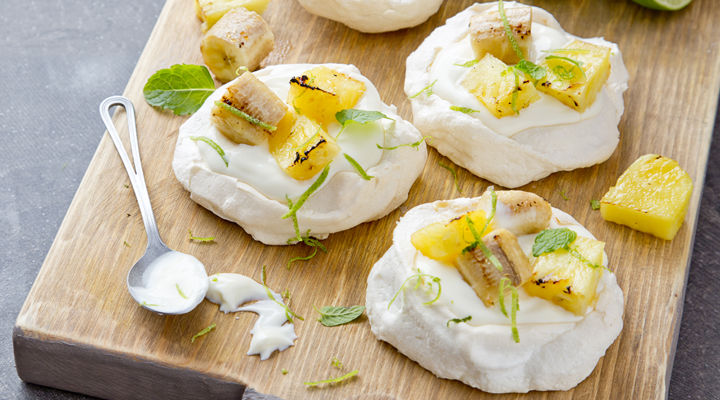 Fruit meringue recipe