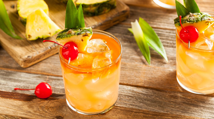 Mai tai cocktail