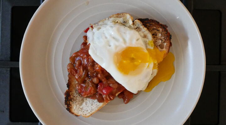 Baked beans with egg recipe