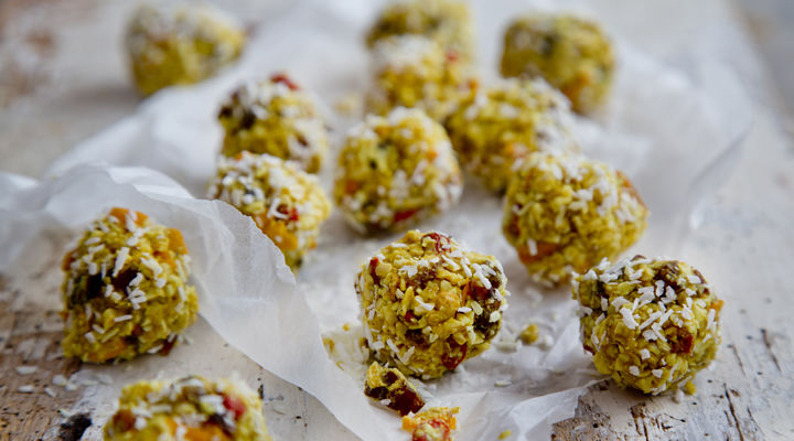 Turmeric protein balls recipe