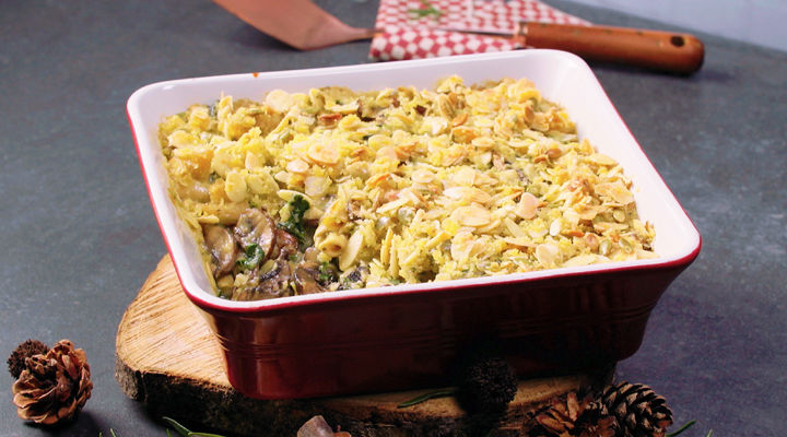 Mushroom and spinach pasta bake