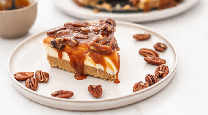 SaltedCaramelPecanCheesecake