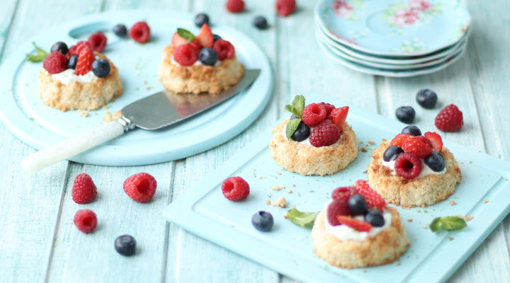 SuperValu Easter Recipes Sharon Hearne-Smith Coconut Lime Macaroon Berry Nest