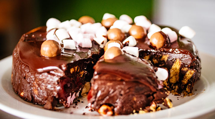 SUperValu Kevin Dundon Chocolate Biscuit Cake SuperValu KevinDundon ChocolateBiscuitCake Recipe
