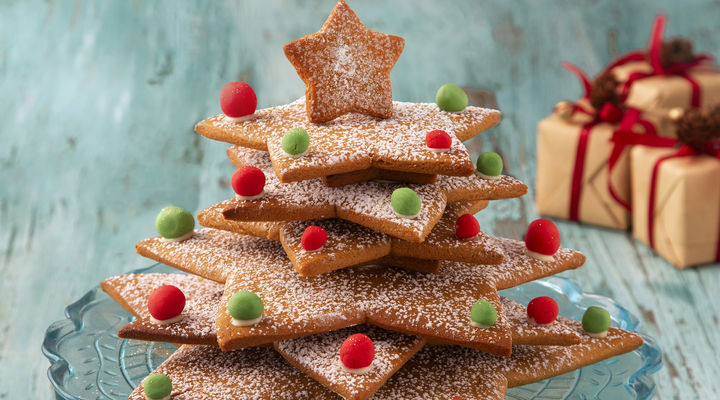 SuperValu Sharon Ginger Biscuit Tower