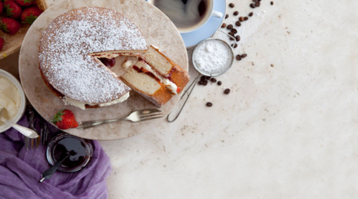 Victoria Sponge with Strawberry Jam