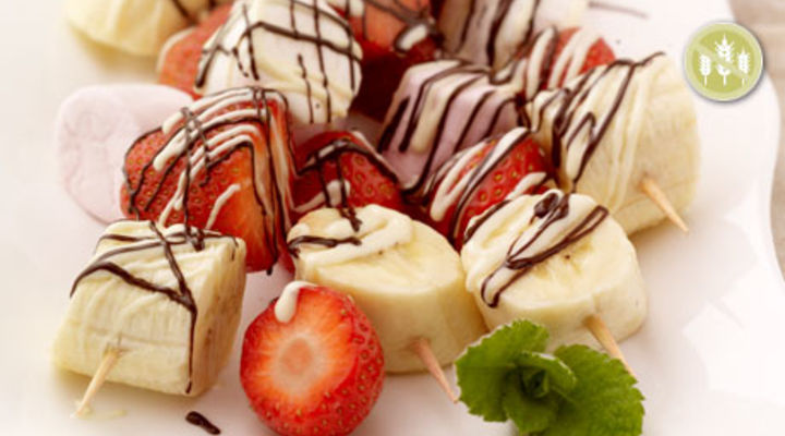 Banana and Strawberry Skewers with Chocolate Drizzle