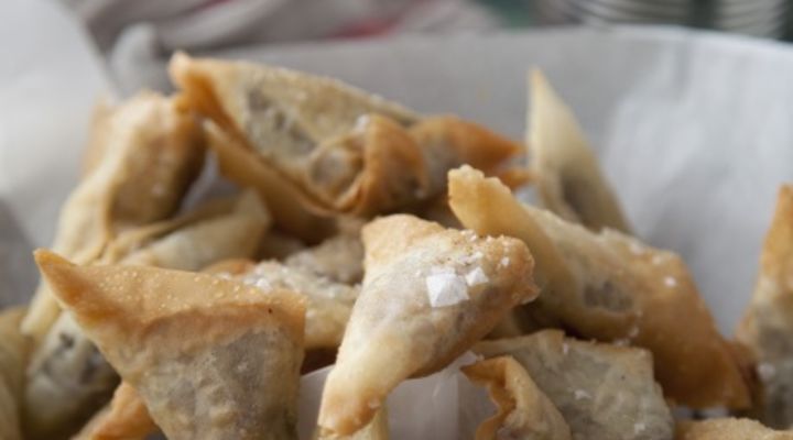 Black pudding samosas