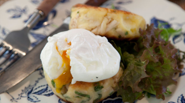 Boxty-Style Potato Cake with Chicken and Poached Egg