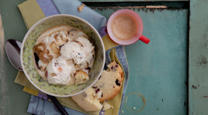 Chocolate Biscoti with Ice Cream