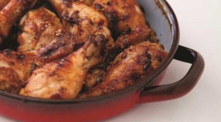 Sticky Chicken Drumsticks with Garlic Mayonnaise - SuperValu