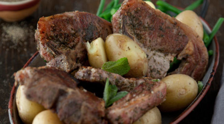 Herbed Lamb Cutlets with Minted Baby Potatoes and Green Beans