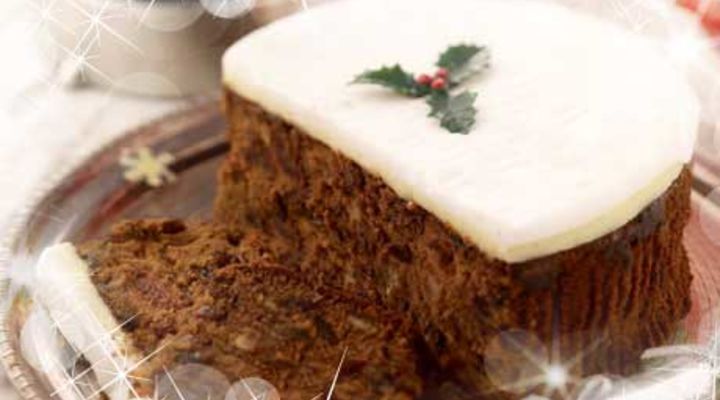 Last Minute Christmas Cake
