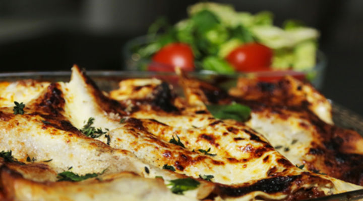 Sunday 25th Jan - Lasagne and Salad