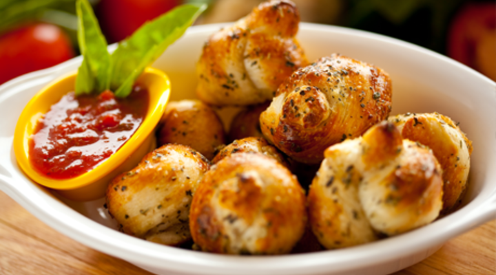 Cheese & Garlic Pull Apart Bread