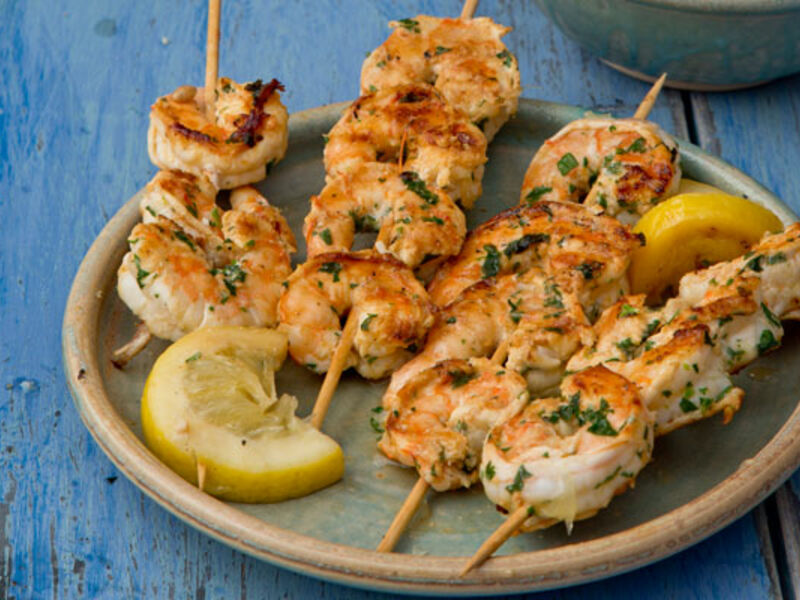 Prawn Skewers with Garlic Bread