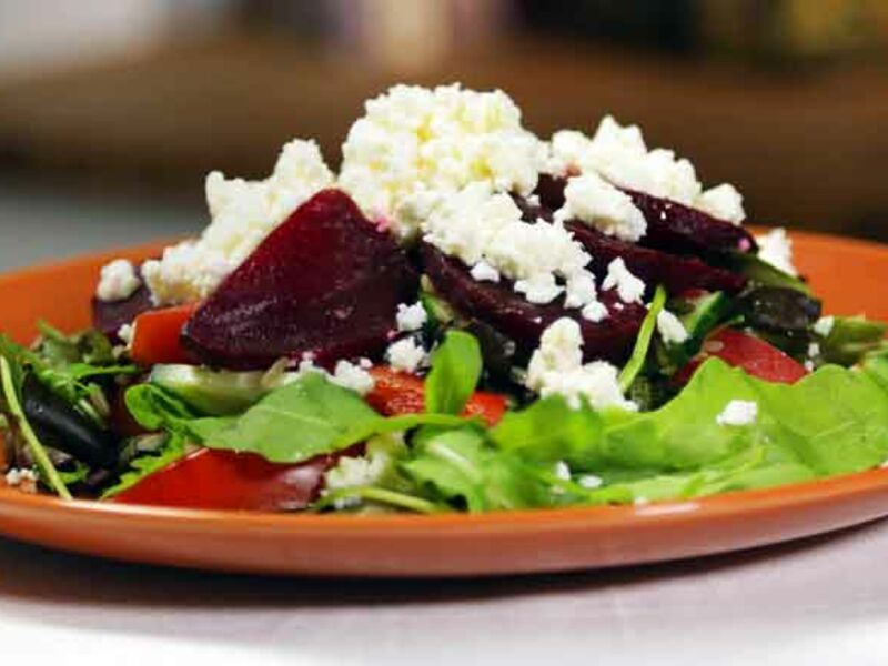 Goats cheese and beetroot salad recipe