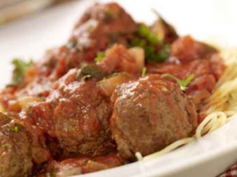 Beef Meatballs in Tomato Sauce with Spaghetti