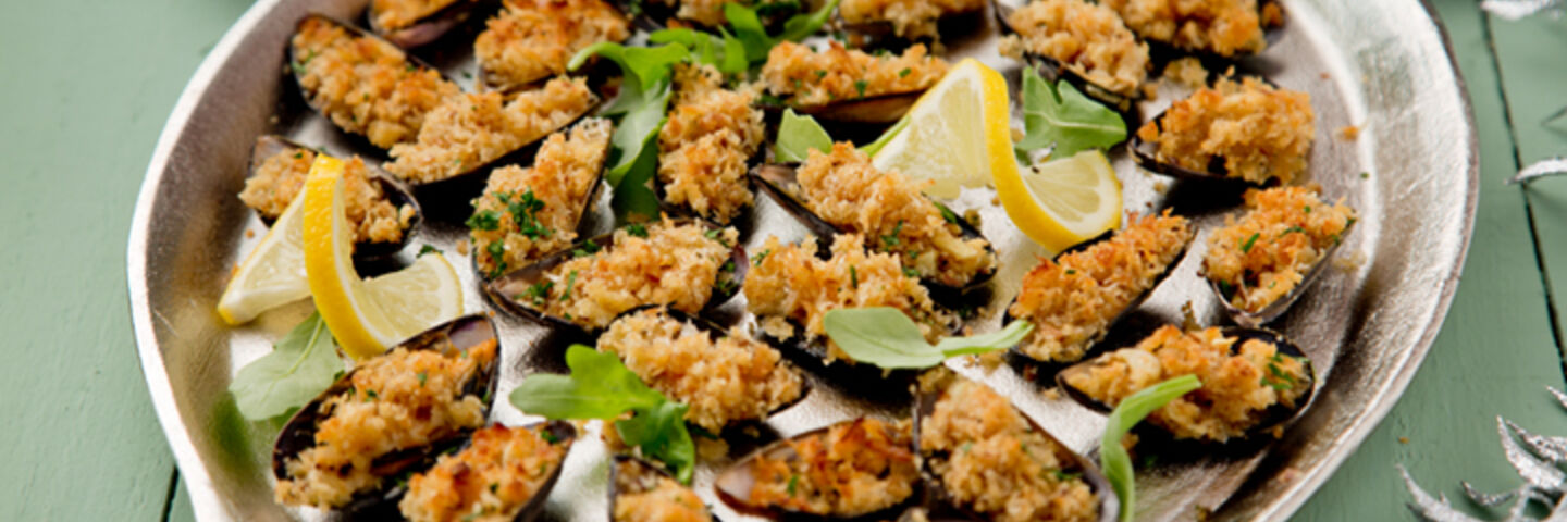 Garlic stuffed mussels recipe